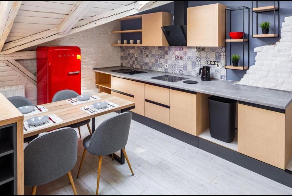 Romari Площа Ринок 29 Apartment Лвив Екстериор снимка