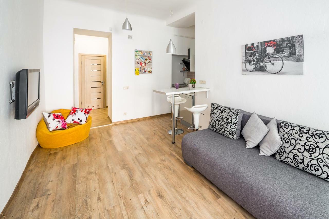 Romari Площа Ринок 29 Apartment Лвив Екстериор снимка