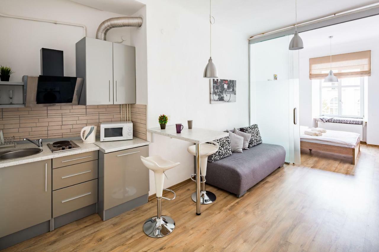 Romari Площа Ринок 29 Apartment Лвив Екстериор снимка