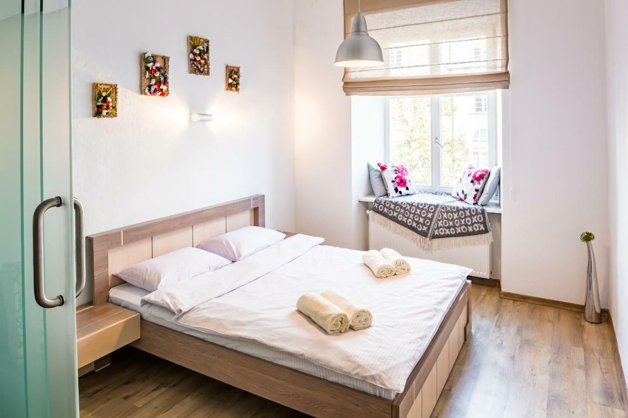 Romari Площа Ринок 29 Apartment Лвив Екстериор снимка